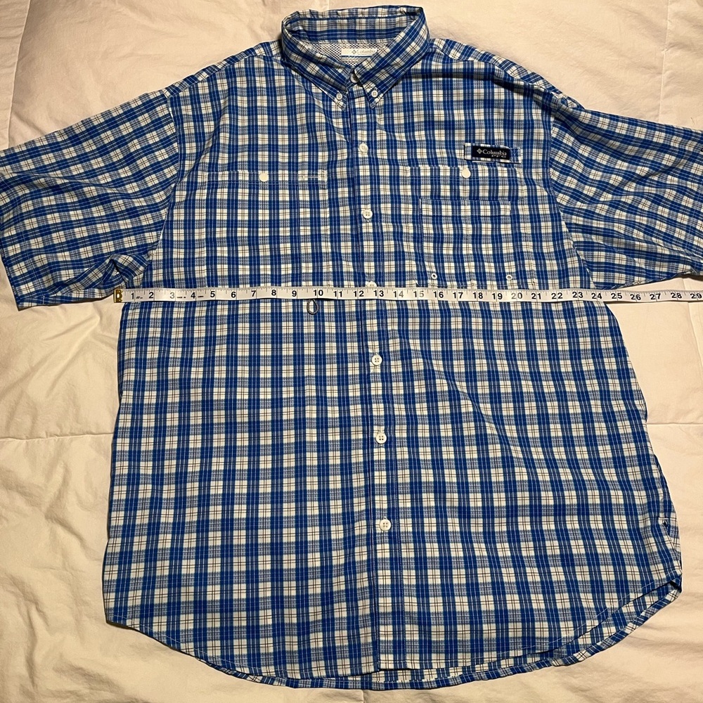 EUC Columbia PFG Men’s Short Sleeve Blue Plaid Botton Up Shirt Size Large - Picture 4 of 10
